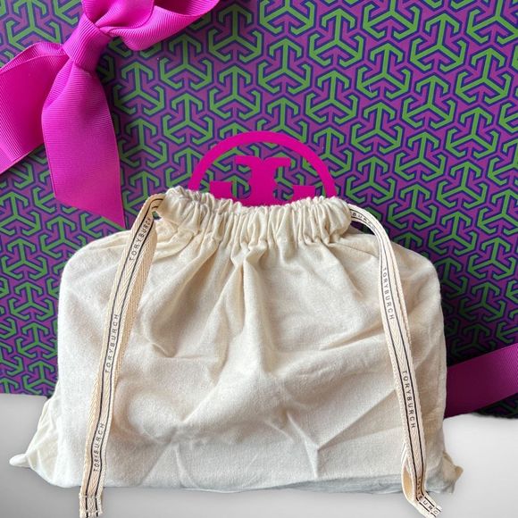 AUTH. NWT Tory Burch Pink Fleming Soft Crossbody Bag & Silver Kira Studs $576 - Picture 15 of 17